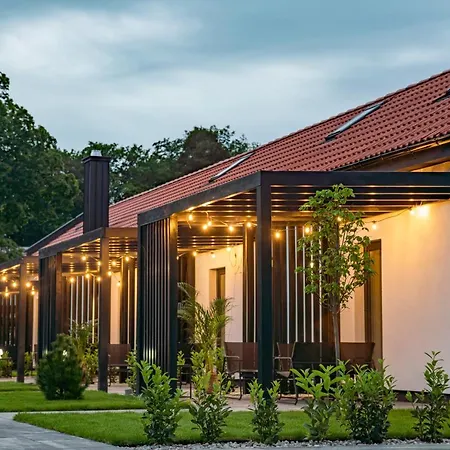 Pod Debami ,pokoje,nauka Jazdy Konnej Obok Leby Holiday home Sarbsk