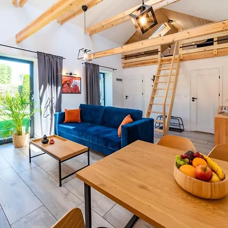 Pod Debami ,pokoje,nauka Jazdy Konnej Obok Leby Ferienhaus