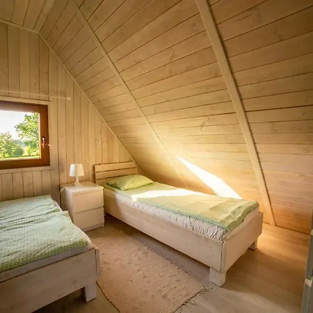 Pod Debami ,pokoje,nauka Jazdy Konnej Obok Leby Holiday home *