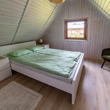 Pod Dębami ,pokoje,nauka Jazdy Konnej Obok łeby * Sarbsk