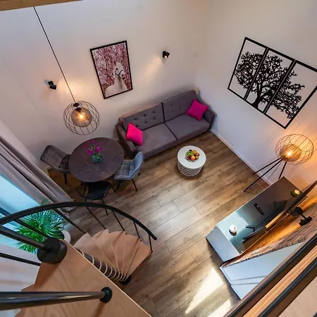 Pod Debami ,pokoje,nauka Jazdy Konnej Obok Leby Sarbsk