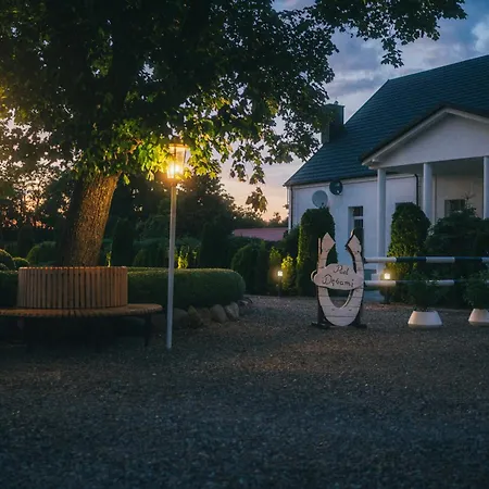 Pod Debami ,pokoje,nauka Jazdy Konnej Obok Leby Ferienhaus *