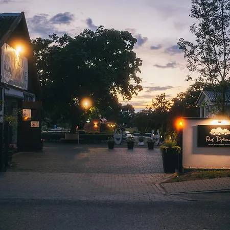 Dom wakacyjny Pod Dębami ,pokoje,nauka Jazdy Konnej Obok łeby Sarbsk