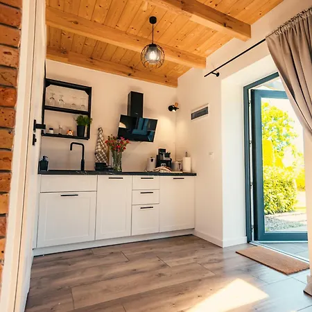 Pod Debami ,pokoje,nauka Jazdy Konnej Obok Leby بيت للعطل Sarbsk