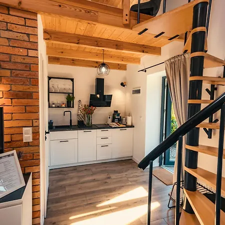 Pod Debami ,pokoje,nauka Jazdy Konnej Obok Leby Sarbsk