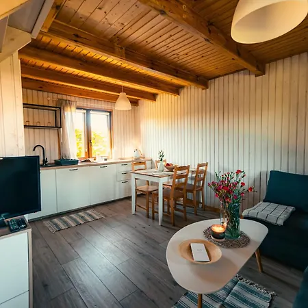 Pod Debami ,pokoje,nauka Jazdy Konnej Obok Leby Holiday home *