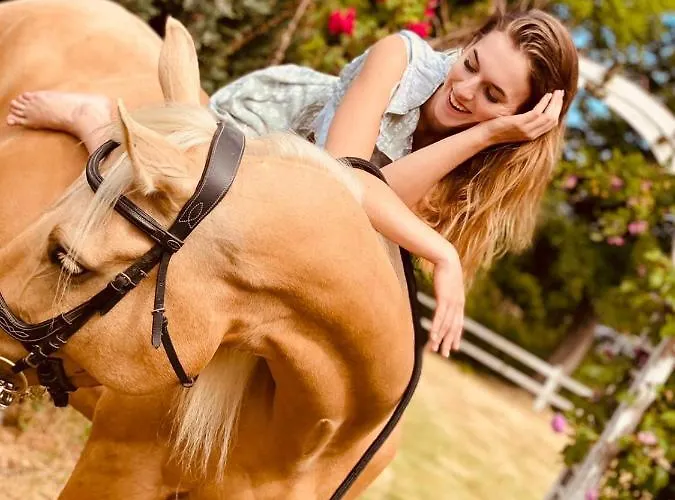 Tatil Evi Pod Debami ,pokoje,nauka Jazdy Konnej Obok Leby Sarbsk