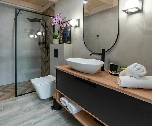 Pod Debami ,pokoje,nauka Jazdy Konnej Obok Leby Tatil Evi *