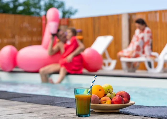 Pod Debami ,pokoje,nauka Jazdy Konnej Obok Leby * Sarbsk