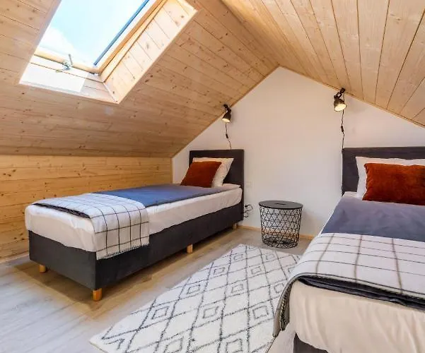 Tatil Evi Pod Debami ,pokoje,nauka Jazdy Konnej Obok Leby Sarbsk