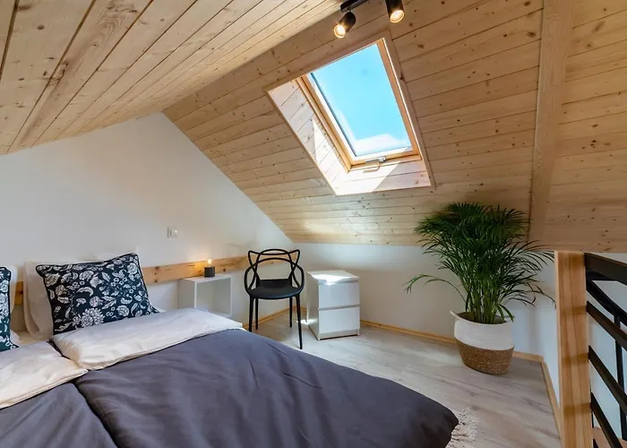 Pod Debami ,pokoje,nauka Jazdy Konnej Obok Leby * Sarbsk