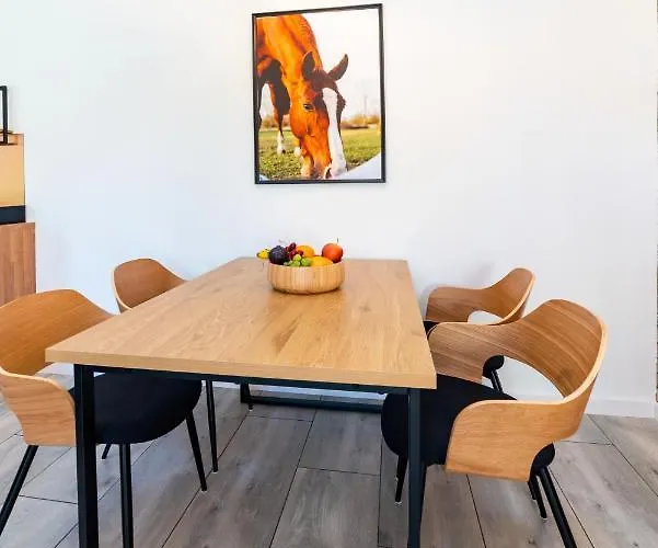 Pod Debami ,pokoje,nauka Jazdy Konnej Obok Leby Tatil Evi *