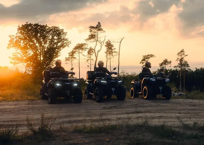 Pod Debami ,pokoje,nauka Jazdy Konnej Obok Leby