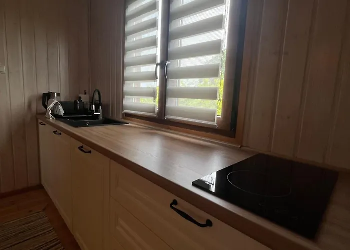 Pod Debami ,pokoje,nauka Jazdy Konnej Obok Leby بيت للعطل *