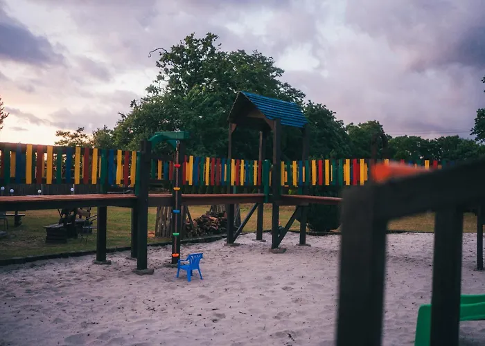 Pod Debami ,pokoje,nauka Jazdy Konnej Obok Leby Sarbsk